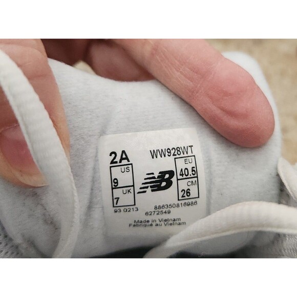New Balance - Picture 6 of 8